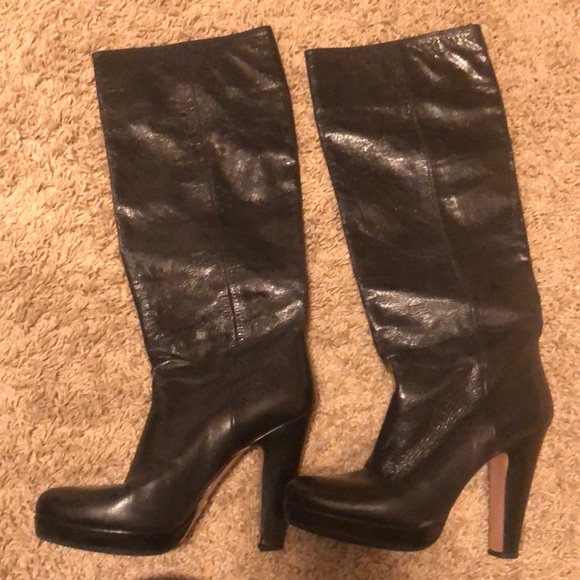 Prada boots - Picture 1 of 5